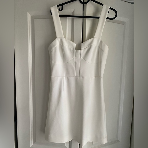 Like new cocktail dress - Picture 2 of 4